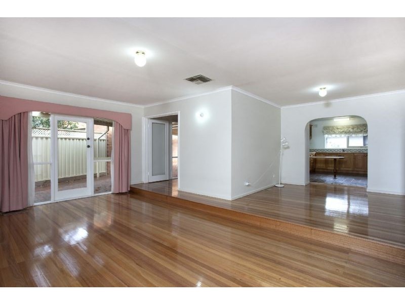 11 Clarks Road, Keilor East VIC 3033