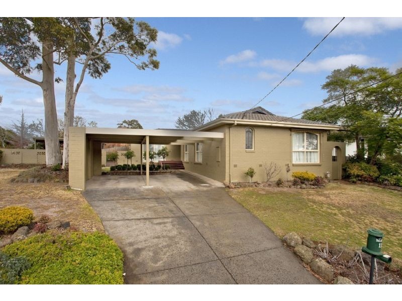 11 Clarks Road, Keilor East VIC 3033