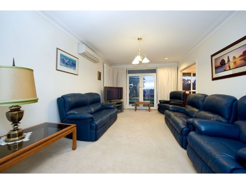 25 Clarks Road, Keilor East VIC 3033