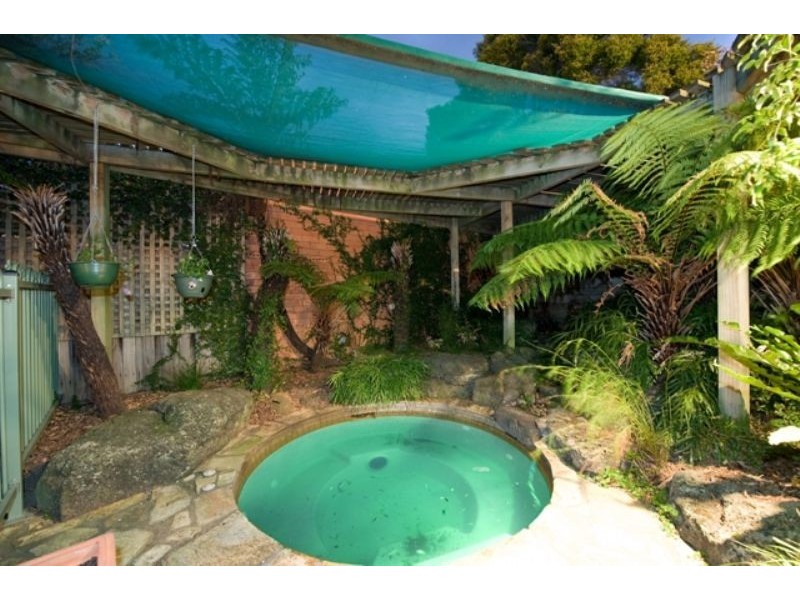 25 Clarks Road, Keilor East VIC 3033
