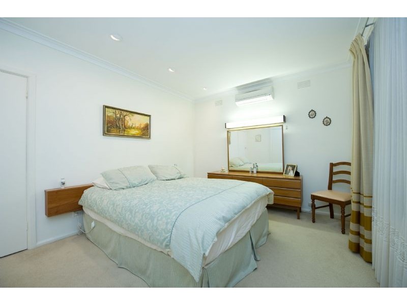 25 Clarks Road, Keilor East VIC 3033
