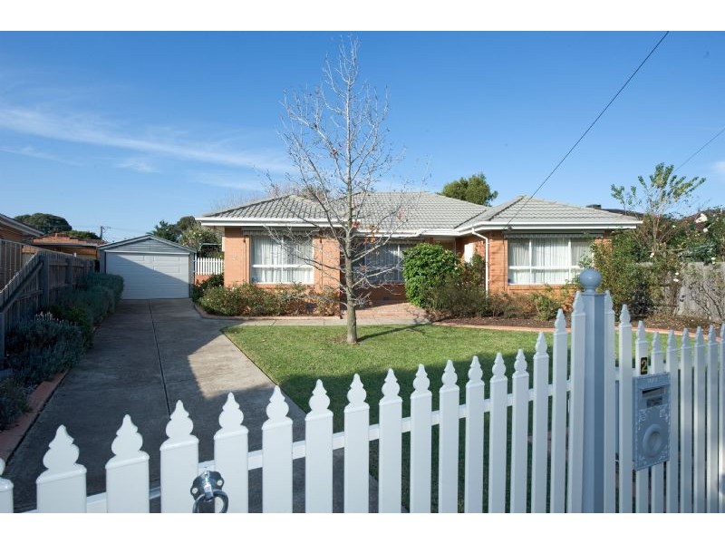 2 Drake Court, Avondale Heights VIC 3034