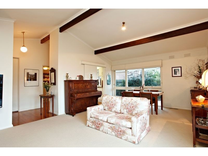 98 Brees Road, Keilor East VIC 3033