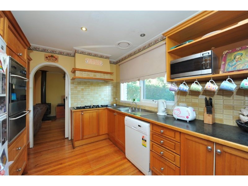 4 Coral Court, Avondale Heights VIC 3034