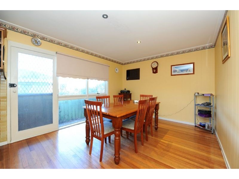 4 Coral Court, Avondale Heights VIC 3034