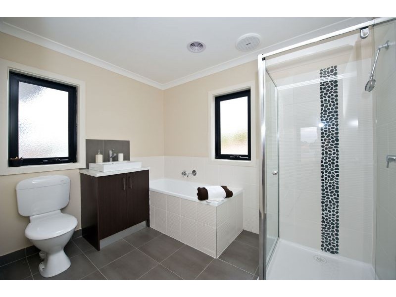 2/41 Shelley Street, Keilor East VIC 3033