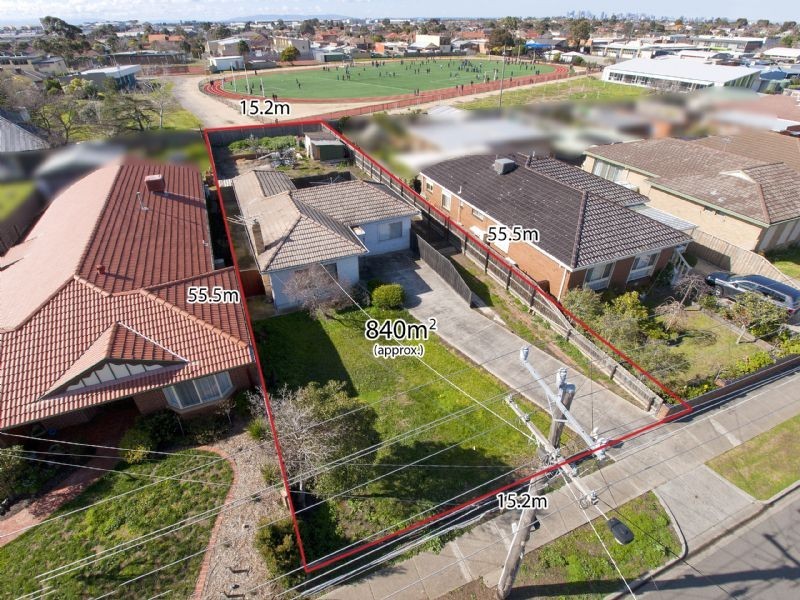 62 Clydesdale Road, Airport West VIC 3042