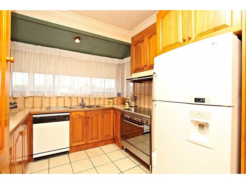 48 Brown Street, Avondale Heights VIC 3034