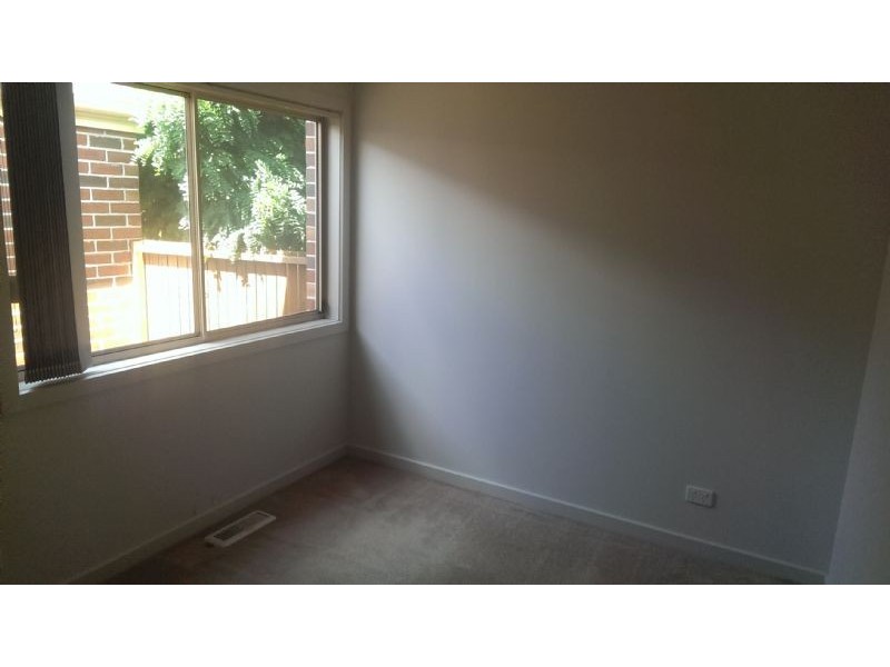 1/32 Kidgell Street, Lilydale VIC 3140