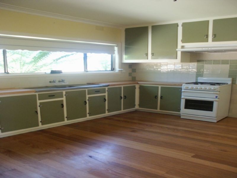 52 Surrey Road East, Croydon VIC 3136