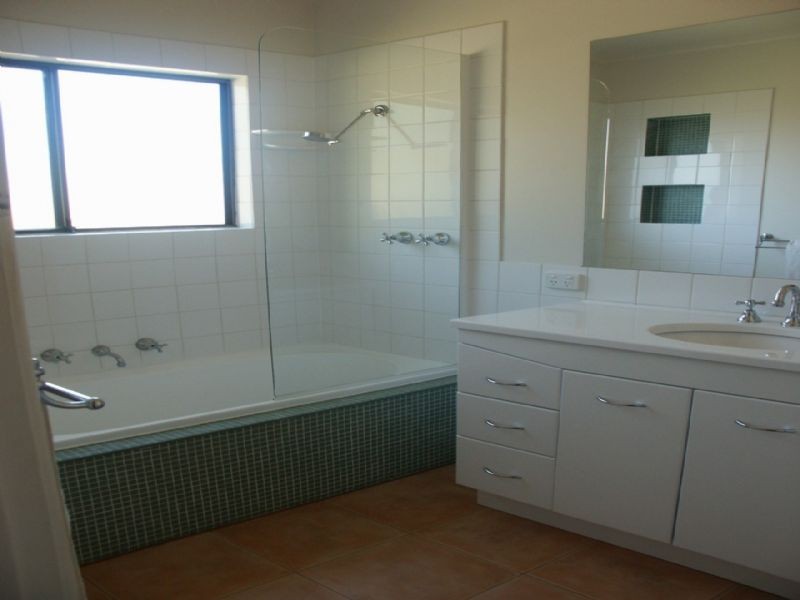 52 Surrey Road East, Croydon VIC 3136