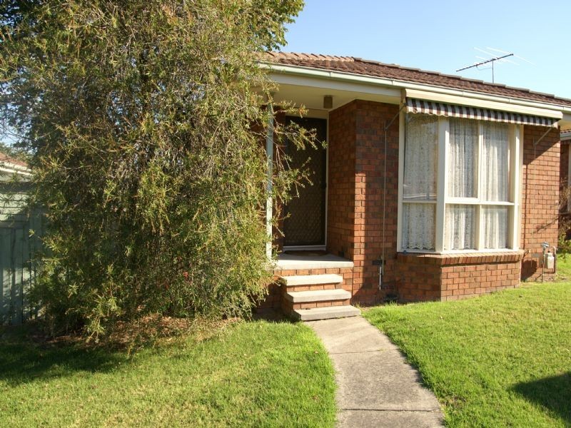 2/13 Cavehill Road, Lilydale VIC 3140