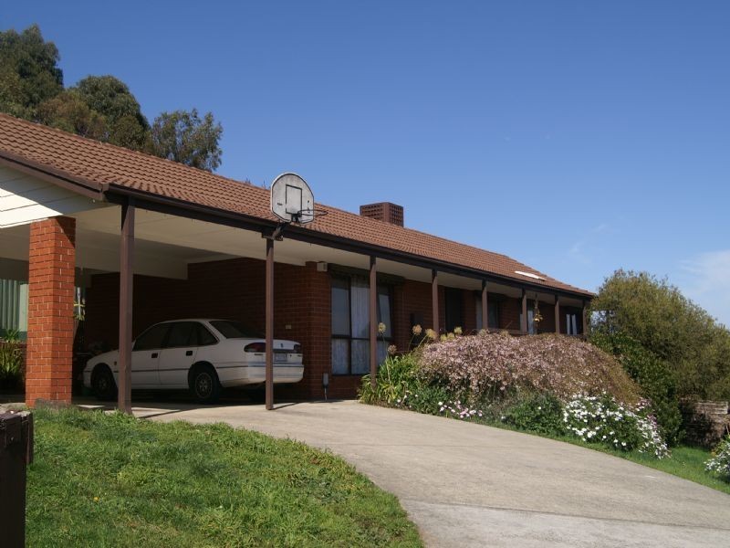 9 Drysdale Place, Mooroolbark VIC 3138