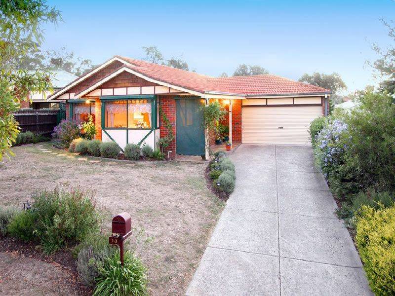 13 Valley View Court, Lilydale VIC 3140