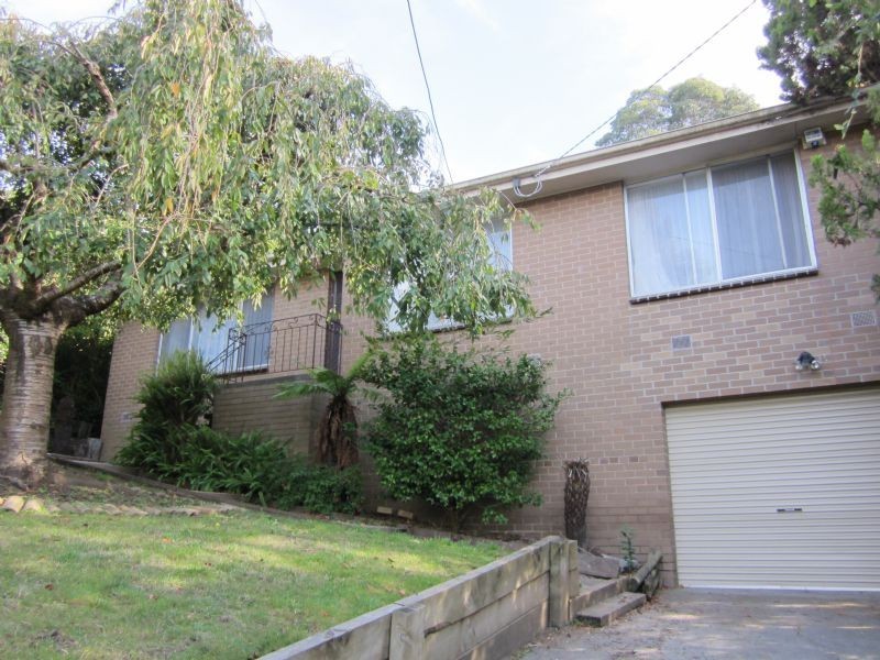 17 Lansell Road, Mooroolbark VIC 3138