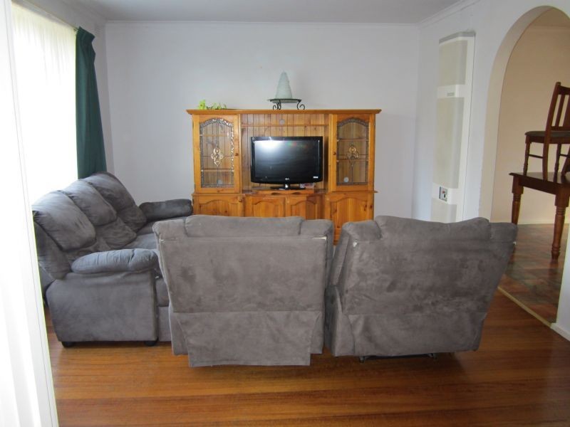 17 Lansell Road, Mooroolbark VIC 3138