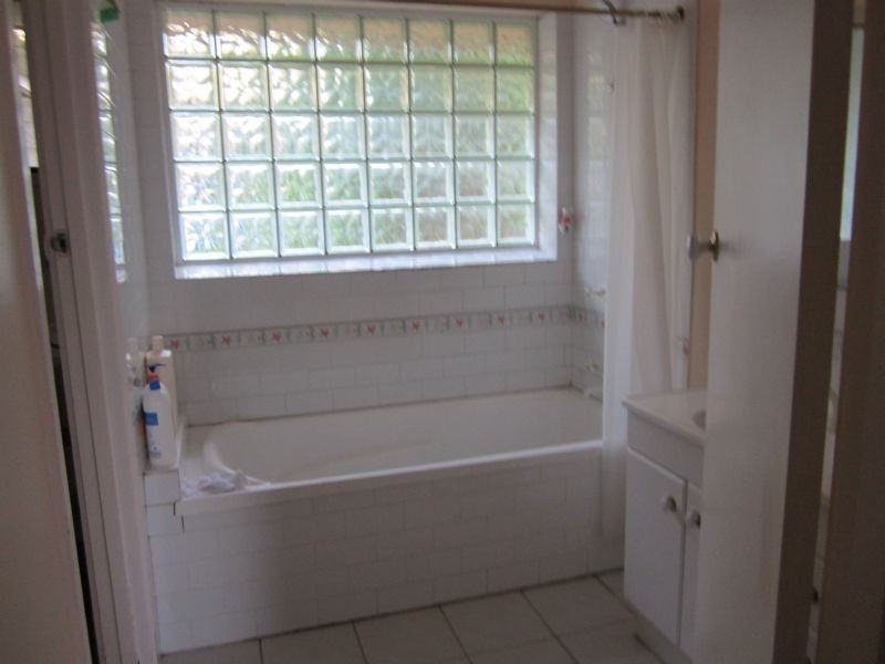 17 Lansell Road, Mooroolbark VIC 3138