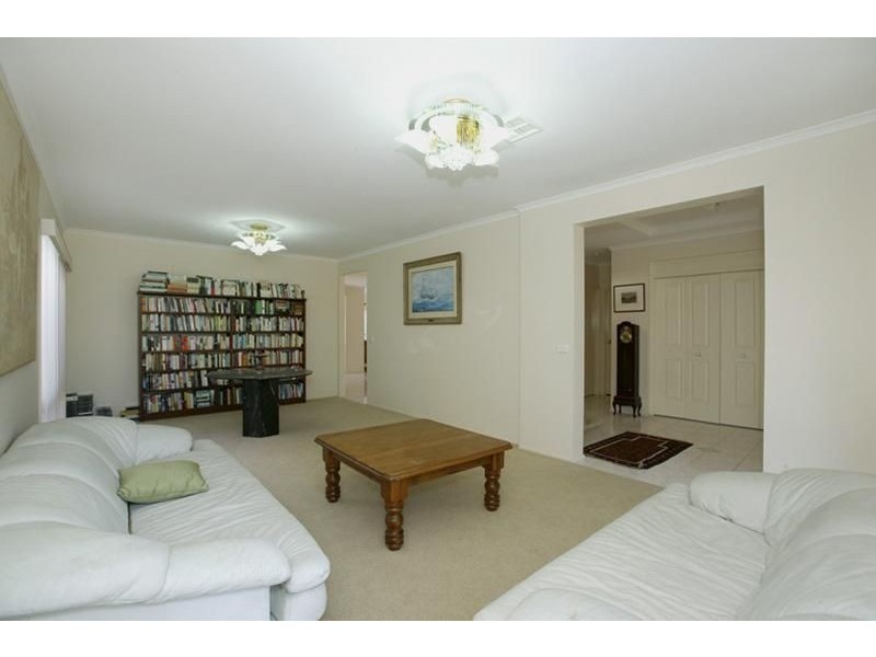 6 Ardel Street, Croydon VIC 3136