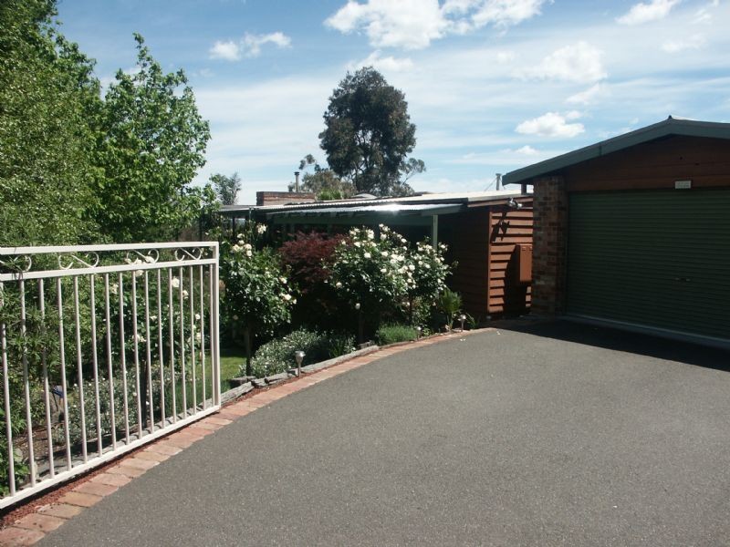 5 Vega Close, Lilydale VIC 3140