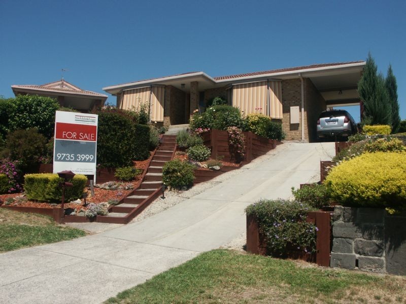 15 Lilac Rise, Lilydale VIC 3140