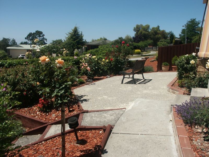 15 Lilac Rise, Lilydale VIC 3140