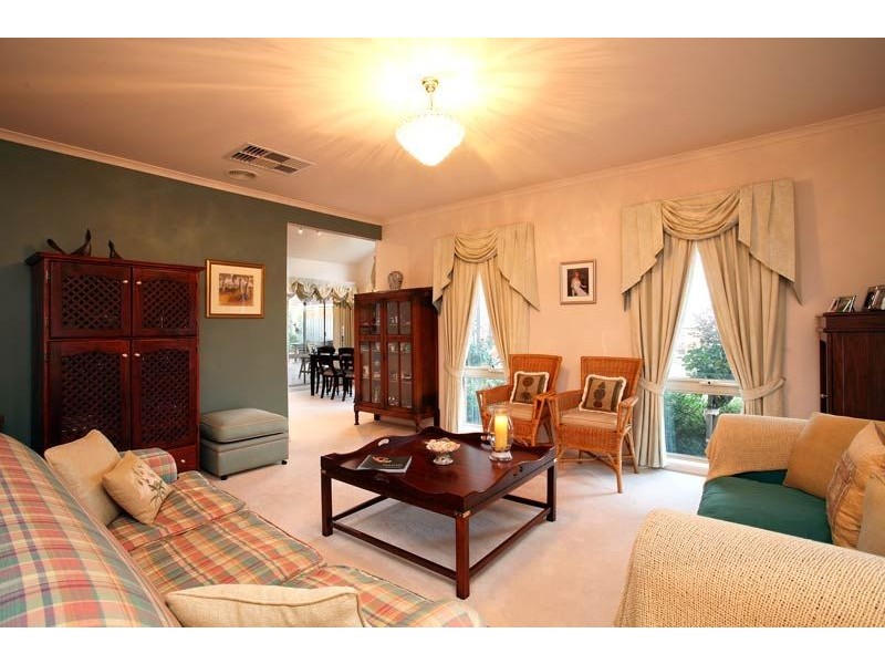 2 Lantern Place, Lilydale VIC 3140