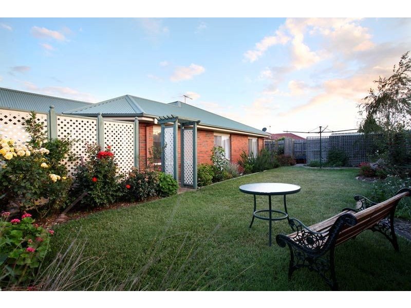 2 Lantern Place, Lilydale VIC 3140