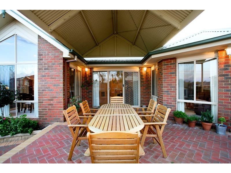 2 Lantern Place, Lilydale VIC 3140