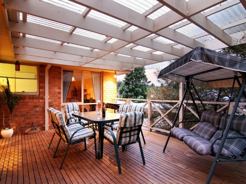 22 Chevalier Crescent, Mooroolbark VIC 3138