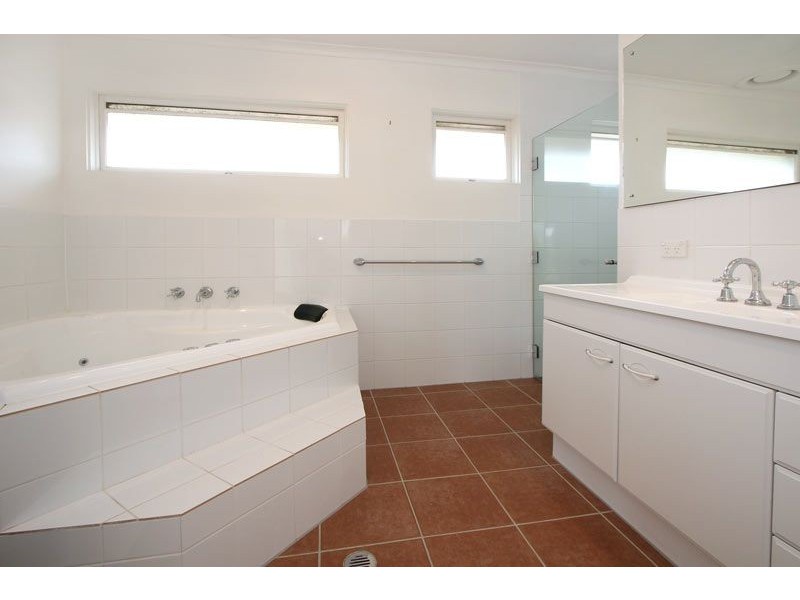 80 Cavehill Road, Lilydale VIC 3140