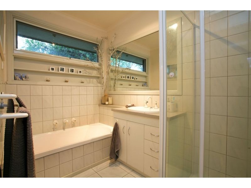 9 Tiffany Court, Montrose VIC 3765