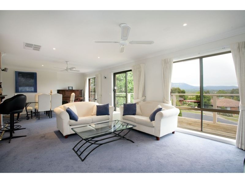 4 Milgate Court, Mooroolbark VIC 3138