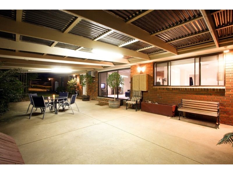 4 Milgate Court, Mooroolbark VIC 3138