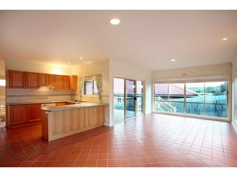 9 Parkview Terrace, Chirnside Park VIC 3116