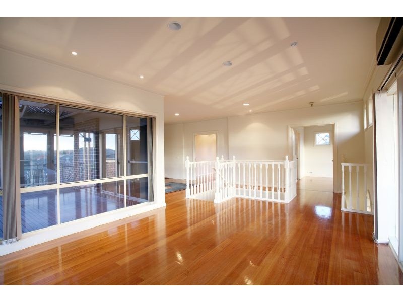 9 Parkview Terrace, Chirnside Park VIC 3116