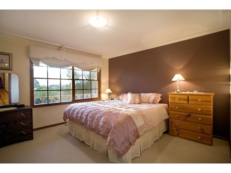 38 Woodville Road, Mooroolbark VIC 3138