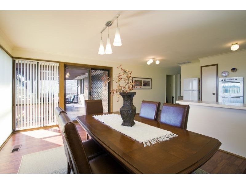 18 Melody Close, Lilydale VIC 3140