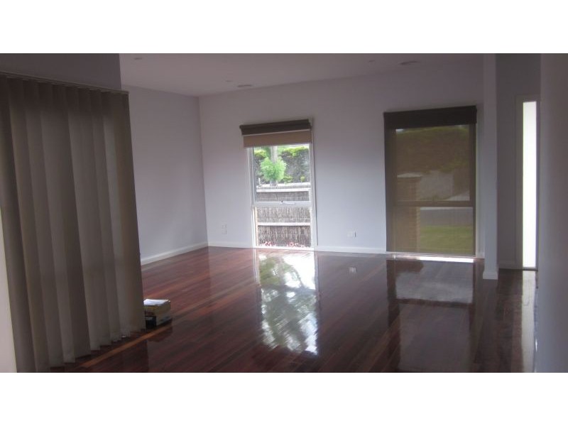 1/6 Deschamps Street, Lilydale VIC 3140