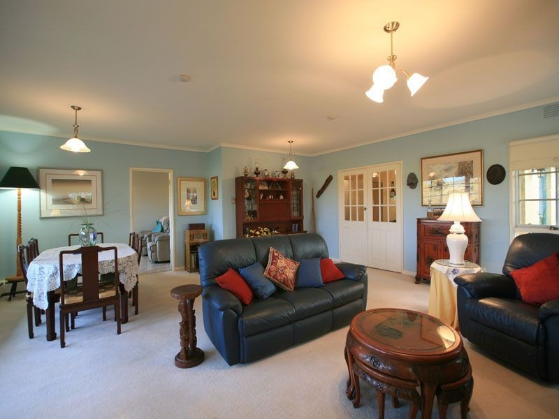 6 St Andrews Drive, Chirnside Park VIC 3116