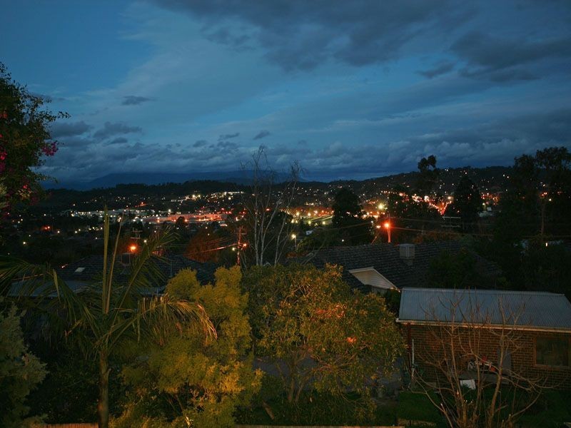 6 St Andrews Drive, Chirnside Park VIC 3116