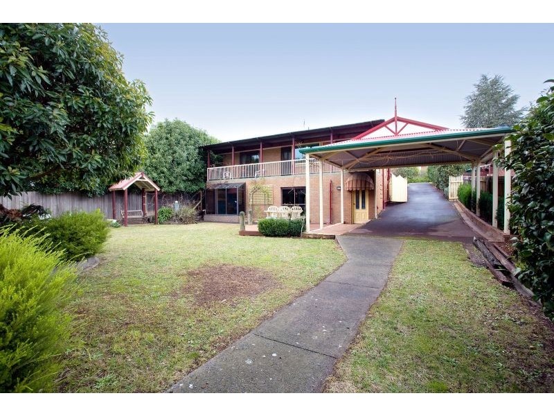 29 Saddleback Ridge, Chirnside Park VIC 3116