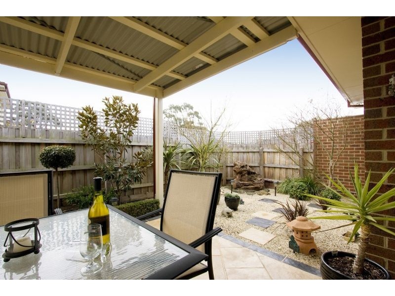 13/37 Holloway Road, Croydon North VIC 3136