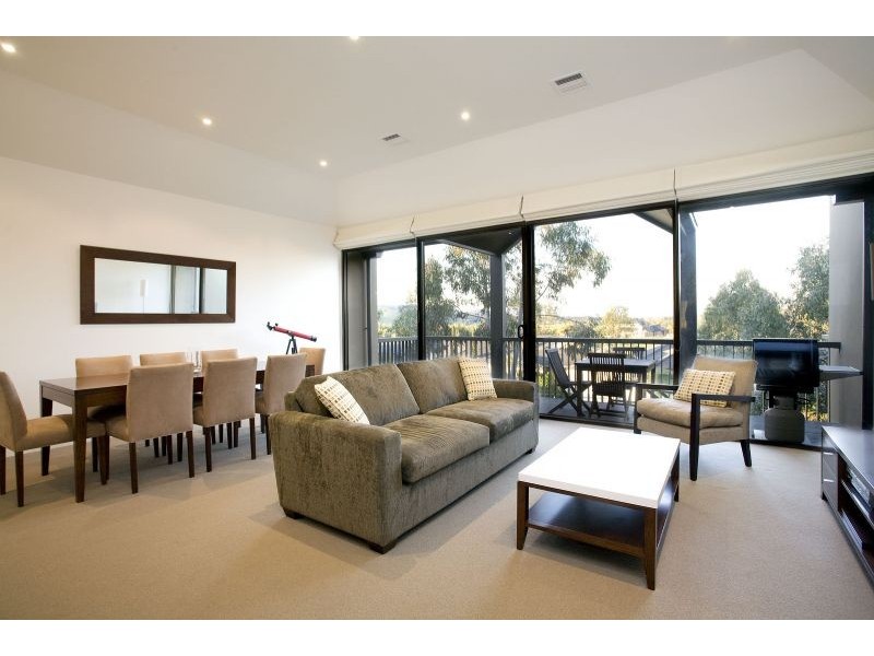 14 St Andrews Court, Chirnside Park VIC 3116