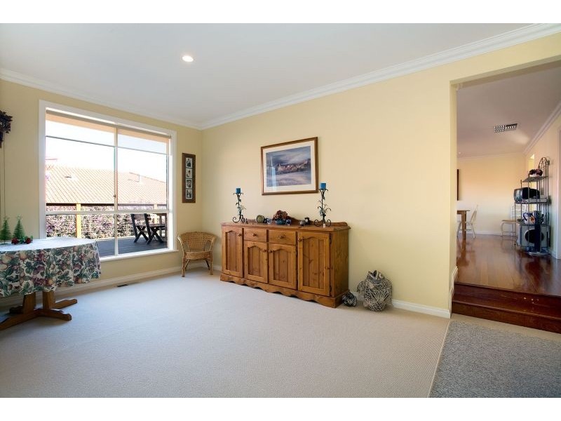 19 Paula Way, Chirnside Park VIC 3116