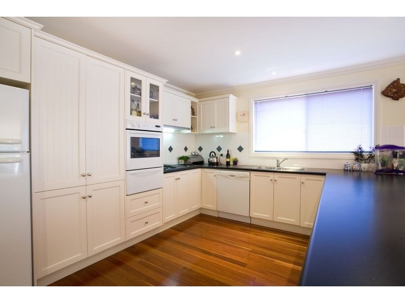 19 Paula Way, Chirnside Park VIC 3116