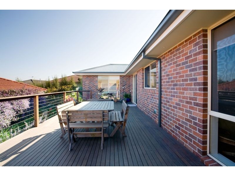 19 Paula Way, Chirnside Park VIC 3116