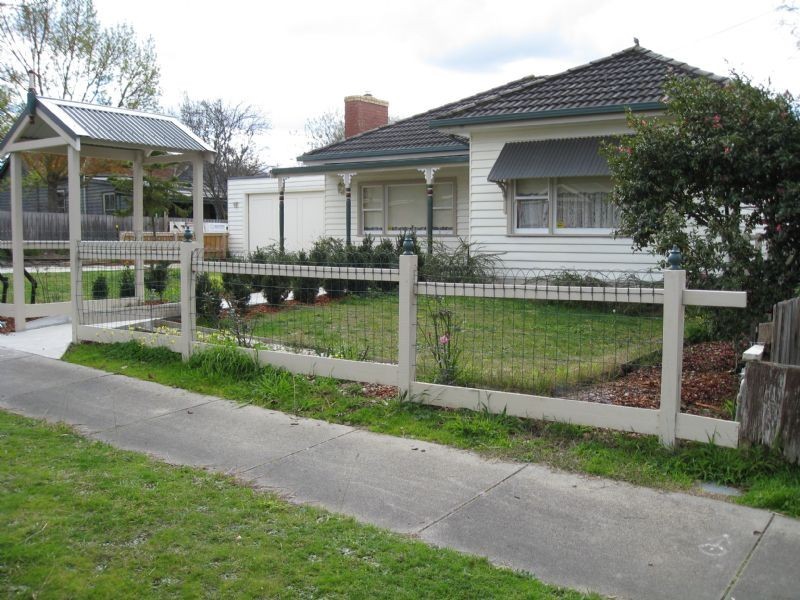 1/28 McComb Street, Lilydale VIC 3140