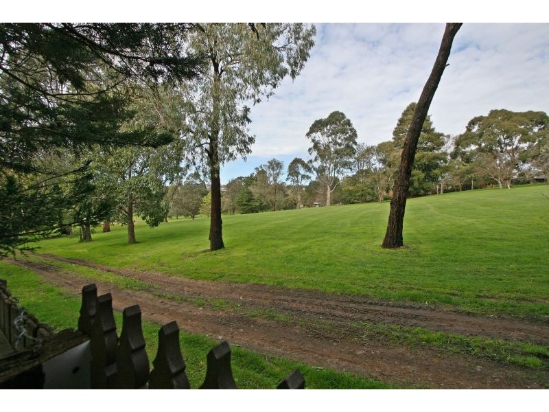 59 Rollinghills Road, Chirnside Park VIC 3116