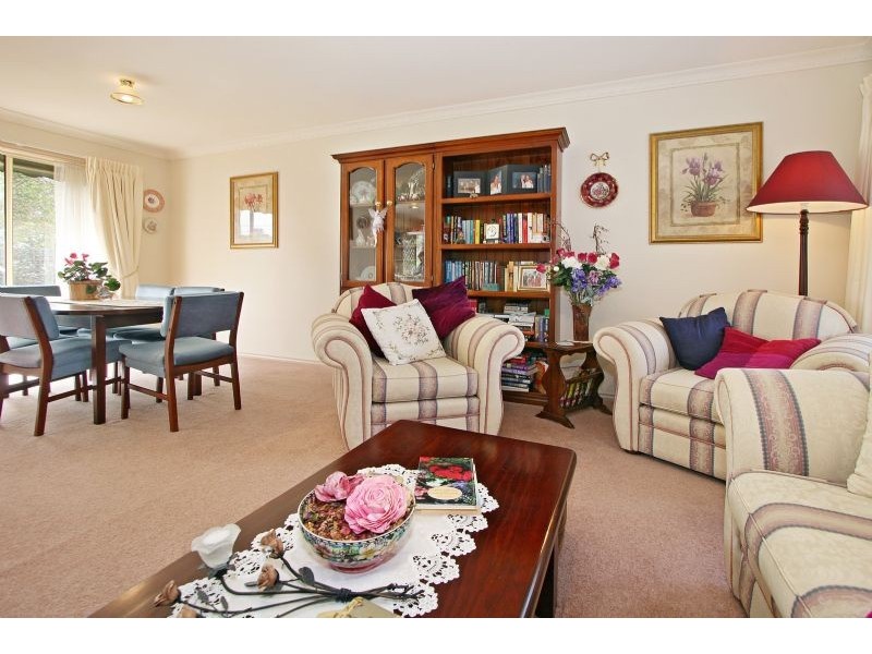 2/15 Zealandia Road East, Croydon North VIC 3136