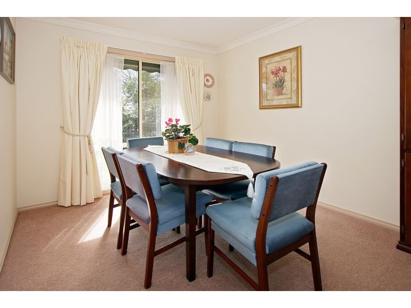 2/15 Zealandia Road East, Croydon North VIC 3136